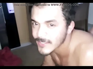 AMACIANDO A CARNE DO NOVINHO&excl;